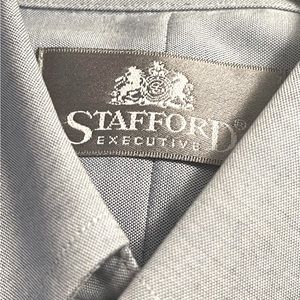 Stafford light blue Oxford Shirt. 15.5 X 32.
